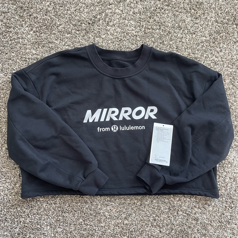 Limited edition MIRROR Lululemon Perfectly Oversized Crew!